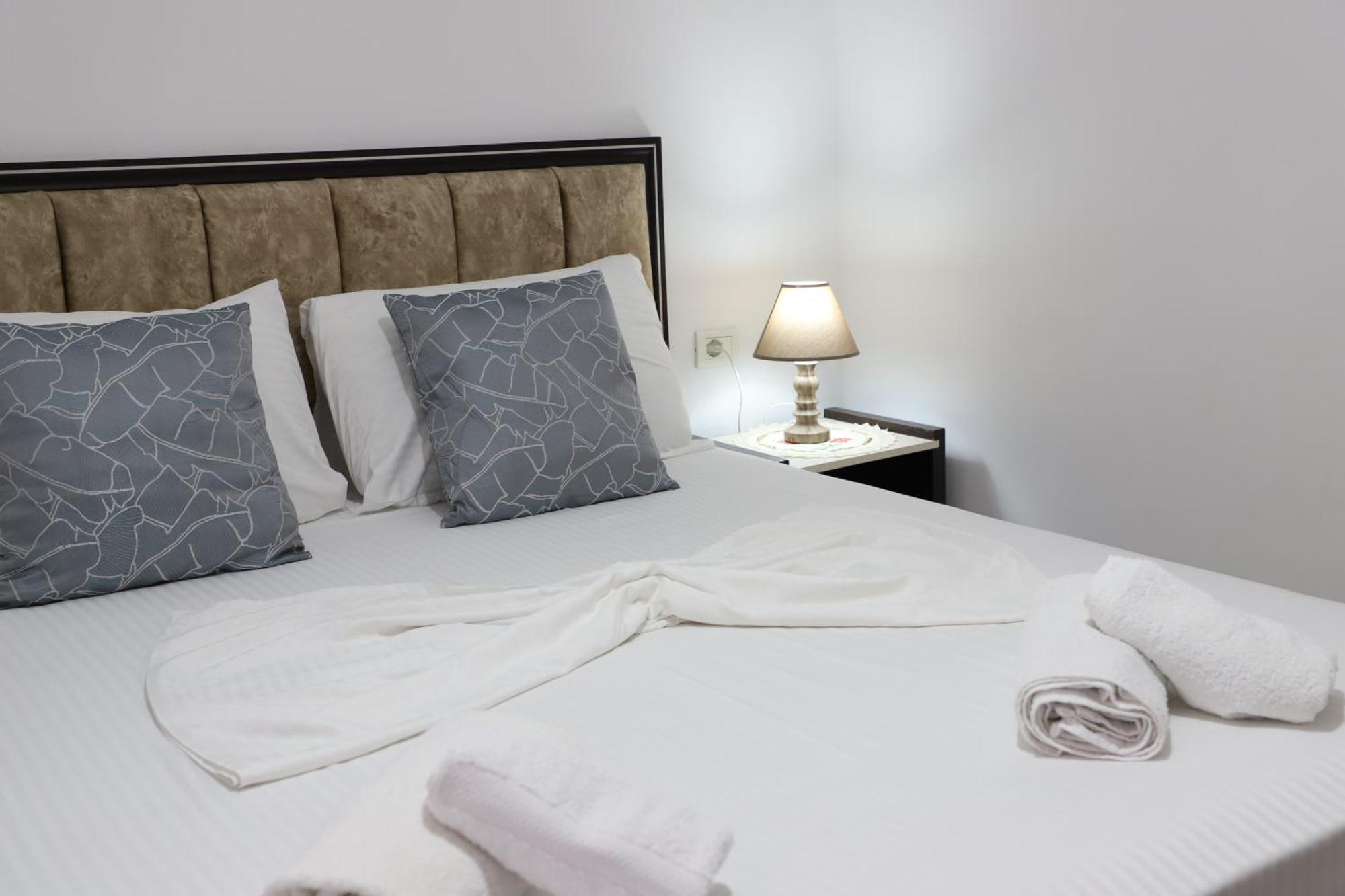 Guest House Marjo Berat Esterno foto