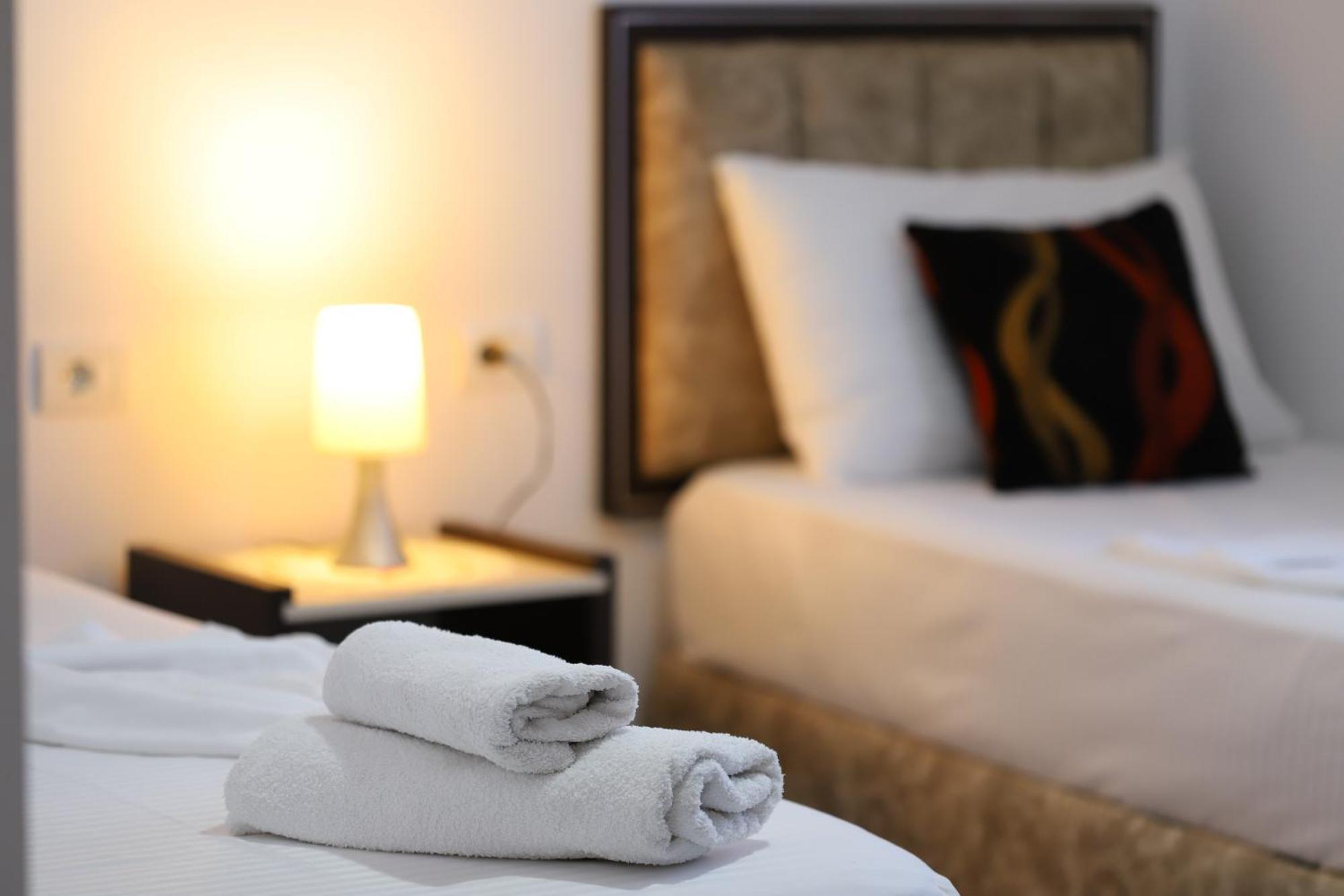 Guest House Marjo Berat Esterno foto