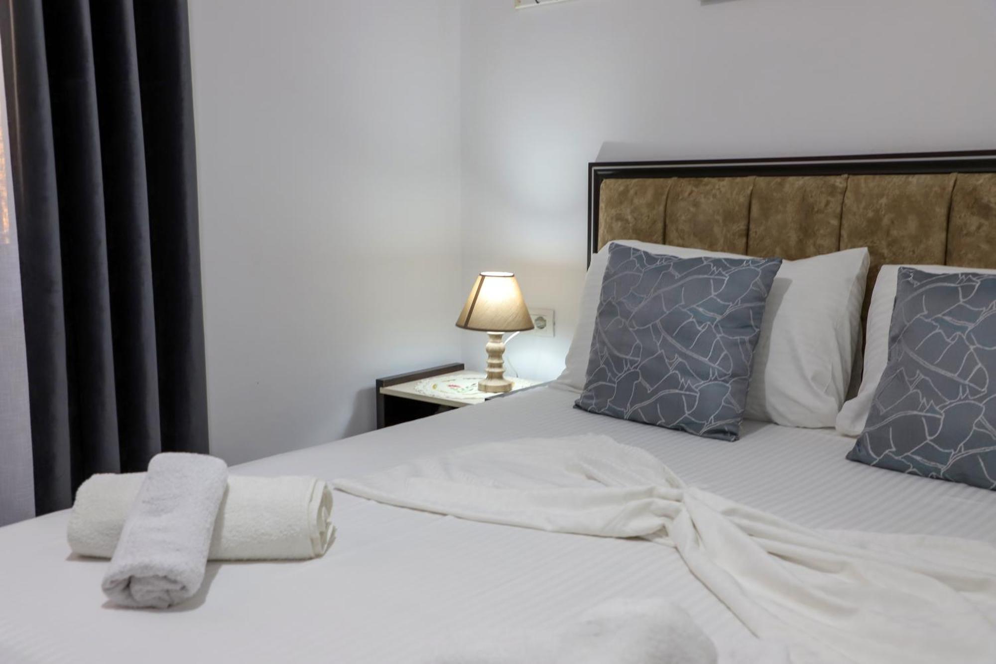 Guest House Marjo Berat Esterno foto