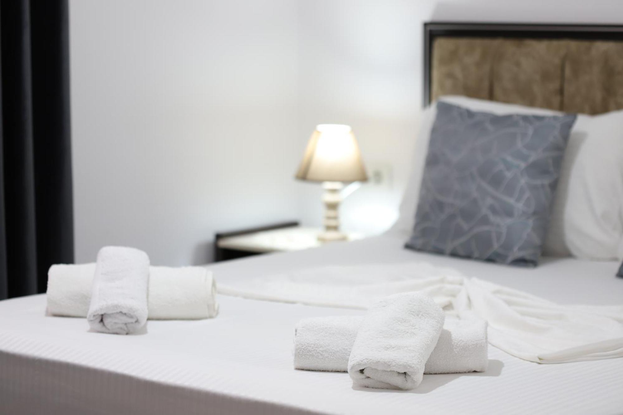Guest House Marjo Berat Esterno foto