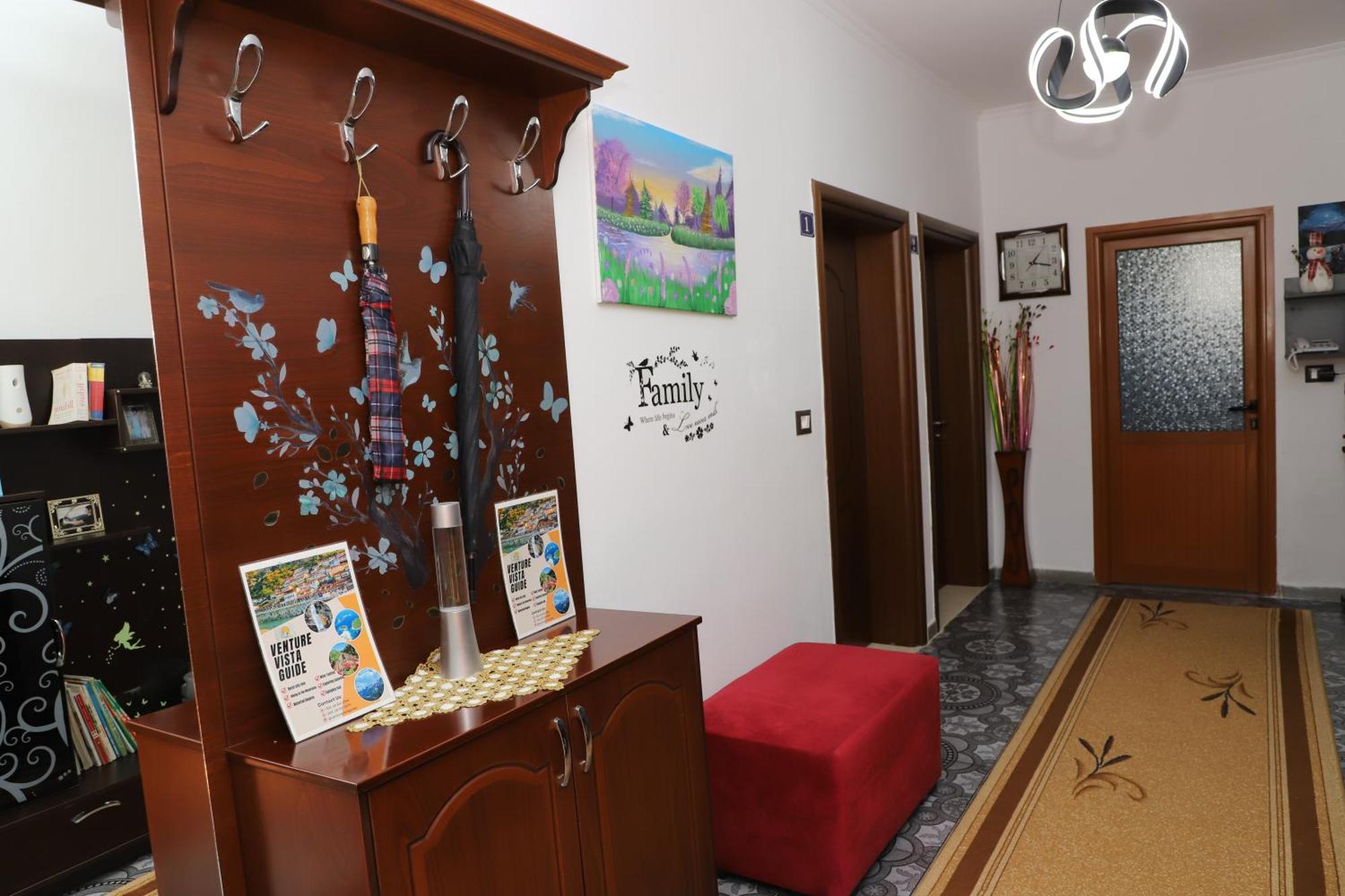 Guest House Marjo Berat Esterno foto